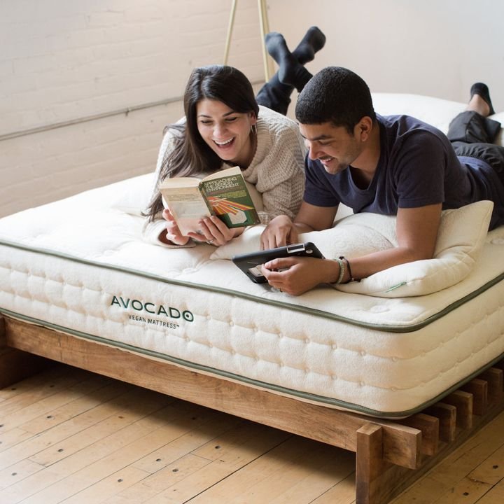 Avocado static Meta ad: Lifestyle identity sell